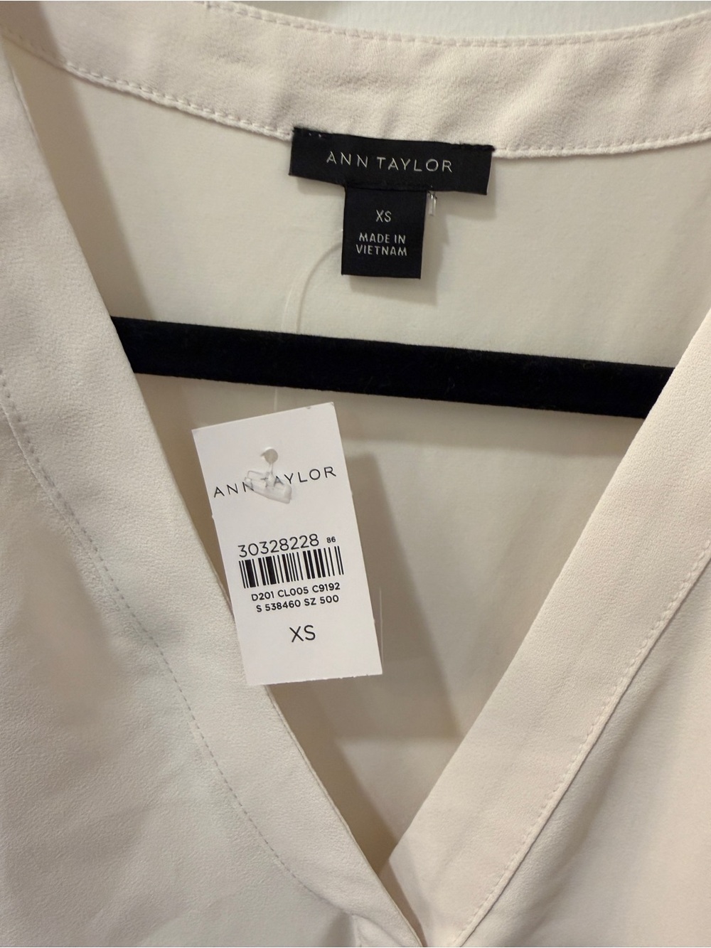 Ann Taylor Cream V-Neck Blazer Jacket